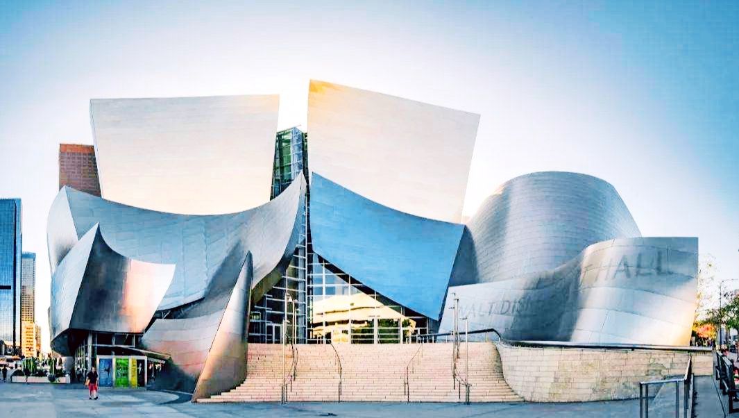 ロサンゼルス ウォルト ディズニー コンサートホール 評判 案内 トリップドットコム