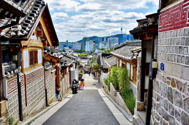 Bukchon Hanok Village