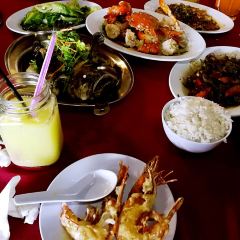 Zhong Hua Lou Seafood Restaurant User Photo