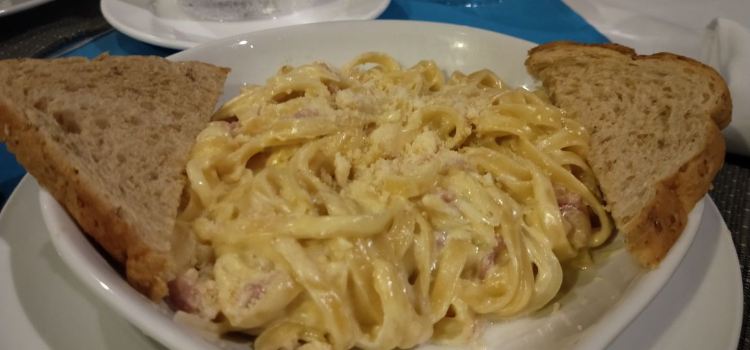 Molmol Cafe