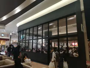 Starbucks Aeon Mall Sanoshintoshi