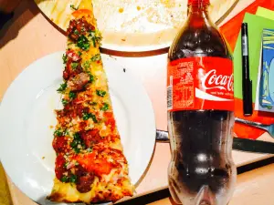 Johnny's Pizza & Pasta