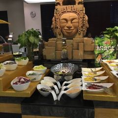 Tonlebassac Restaurant User Photo