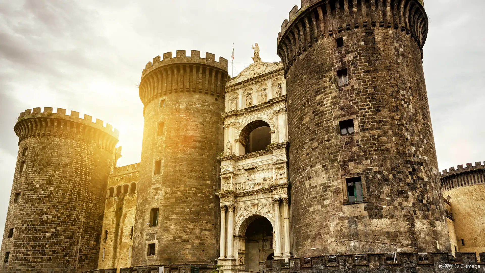 Hotels near Castel Nuovo