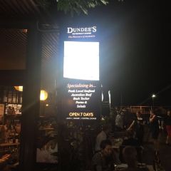 Dundee’s Restaurant 여행 사진
