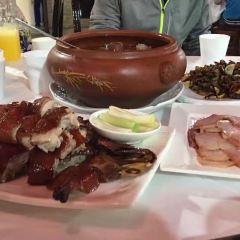 云南兰老鸭学成饭店(宜良店) User Photo