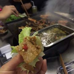 胡四哥特色火盆烧烤(总店) User Photo