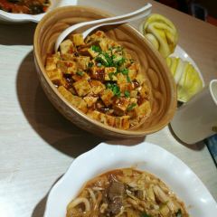 QING HE XIAO CHU User Photo