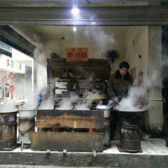 熊氏草帽面 User Photo