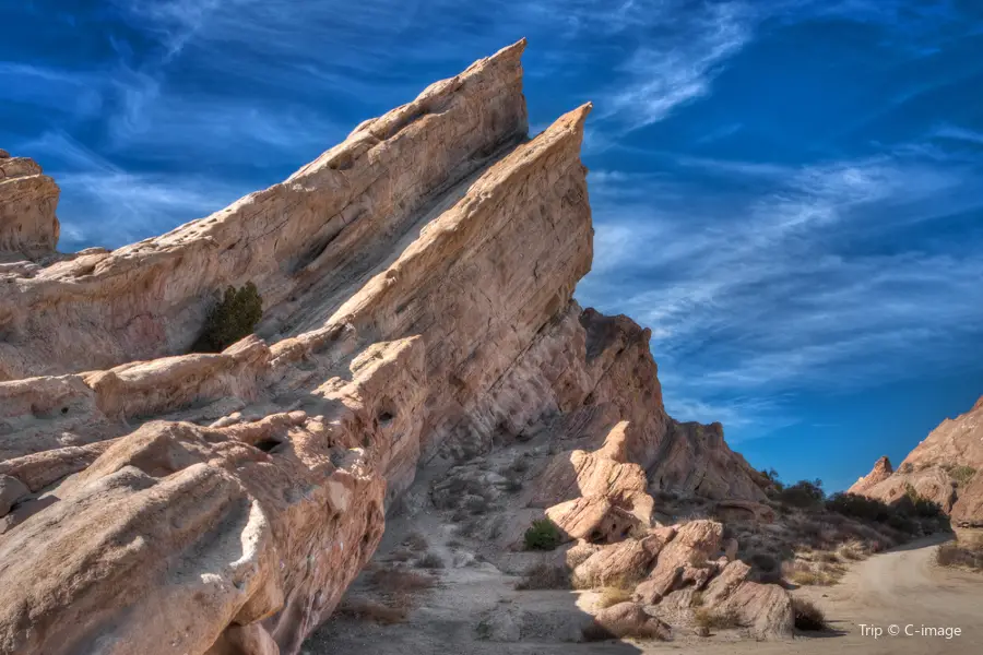 Vasquez Rocks Natural Area and Nature Center