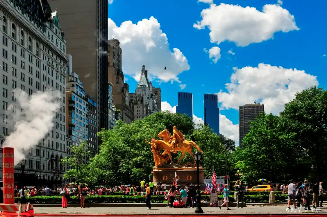 Hotels near 5th Avenue