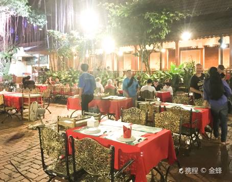 Ruenthai Restaurant