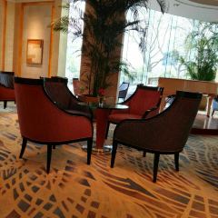 LAKE-VIEW REVOLVING RESTAURANT 여행 사진