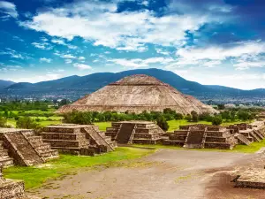 Sonnenpyramide von Teotihuacán