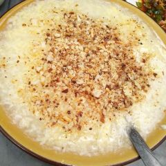 四方街食店 User Photo