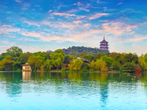 Relaxed Hangzhou Private Tour from Shanghai by Bullet Train