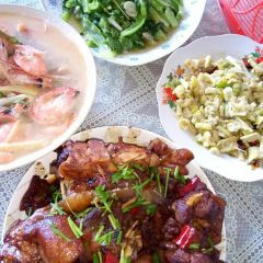 Weiweiyaza User Photo