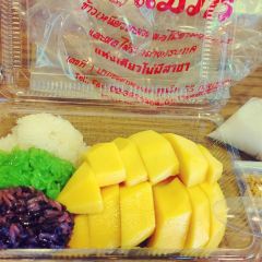Mae Varee Mango Sticky Rice User Photo