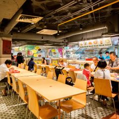 Lot 10 Hutong Food Court User Photo