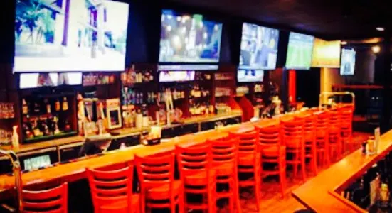 Duesy's Sports Bar and Grille