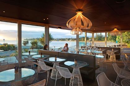 TAKAPUNA BEACH CAFE & STORE