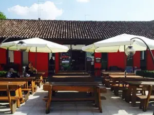 Jicarilla Pub