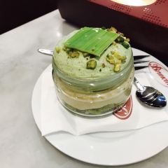 Brunetti (Carlton) User Photo