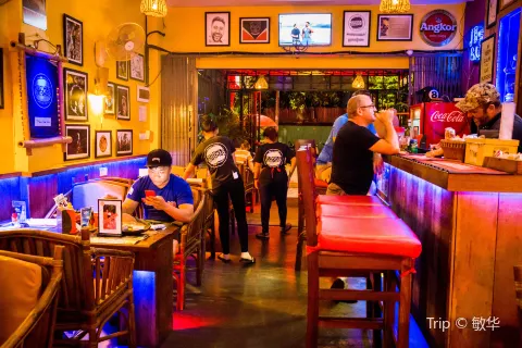 Jungle Burger Sports Bar & Bistro