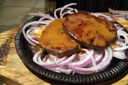 Xiaqiniupaizizhu Restaurant