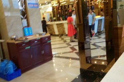 天外天美食广场