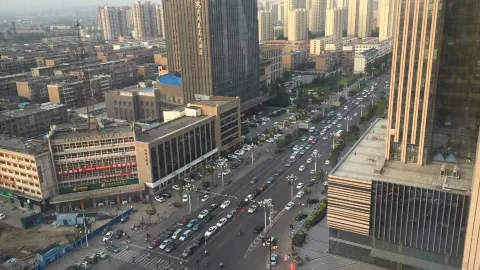 McDonald's (datongyongtaiguangchang DT ) in 다퉁
