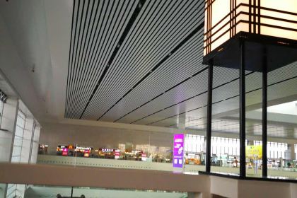 HUI WEI YA XIE FEN SI GE FEI NA ZHAN DIAN