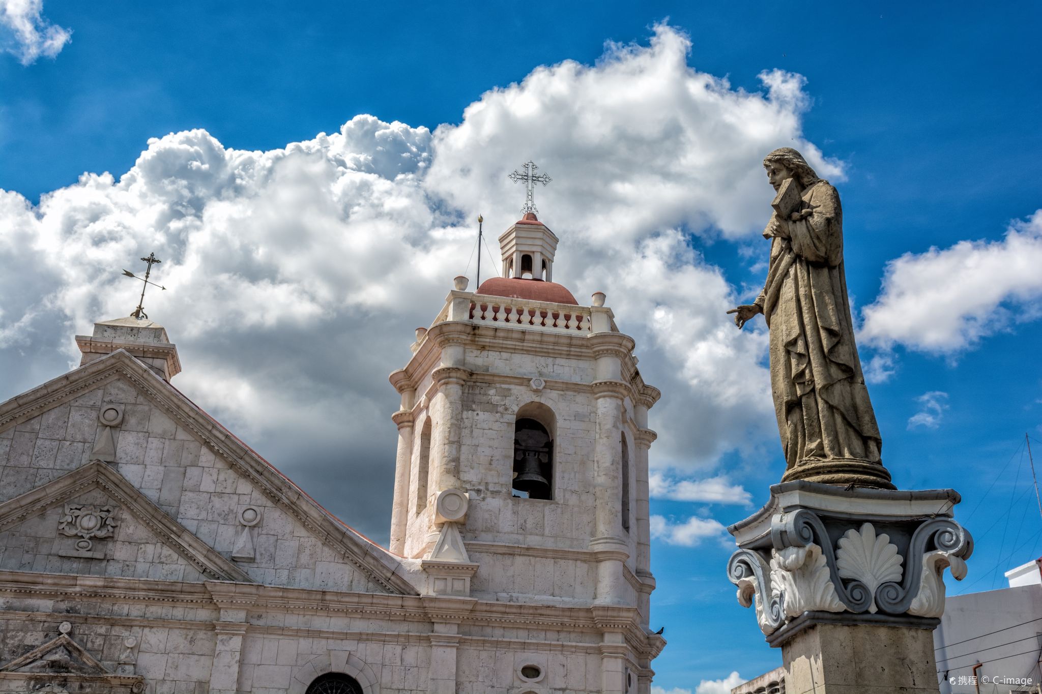 Cebu Basilica Minore del Sto. Niño de Cebu + Magellan's Cross + Sirao Flower Garden + Temple of Leah