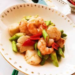 WING LEI User Photo
