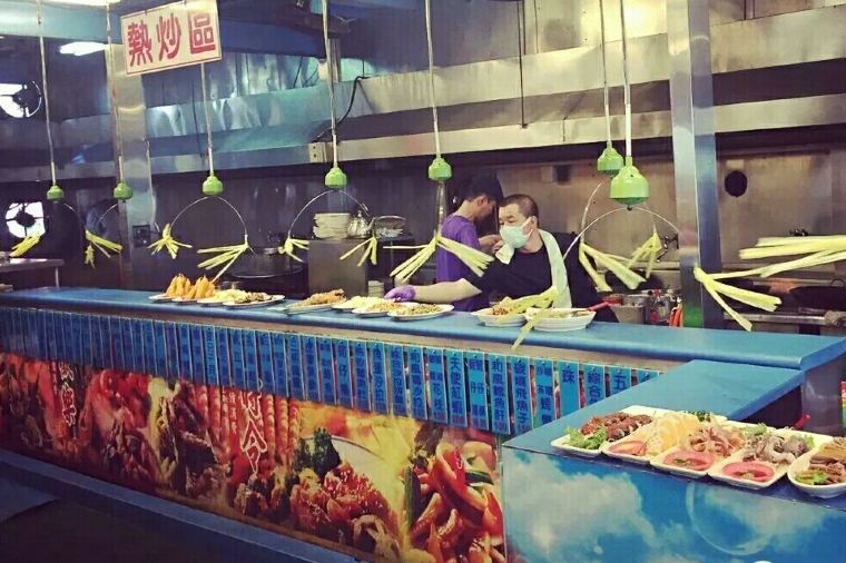 萬三小吃部 / 萬二小吃部