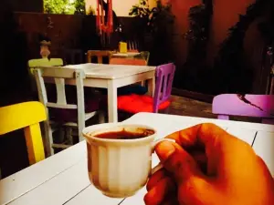 Cafe Nili Saklı Bahçe