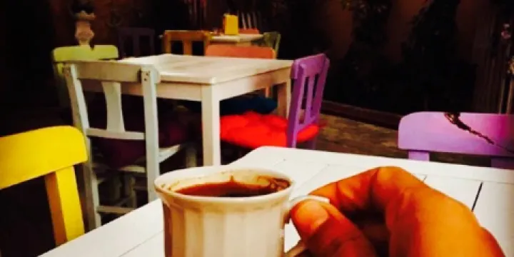 Cafe Nili Sakli Bahce