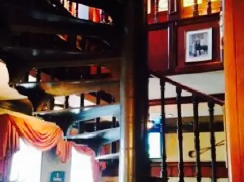 Angliyskoye Posolstvo