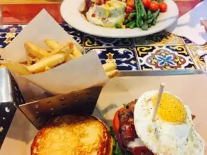 Chili's Grill & Bar