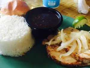 Pollo Tropical
