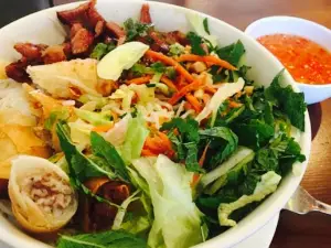 An Cafe Vietnamese Street Food