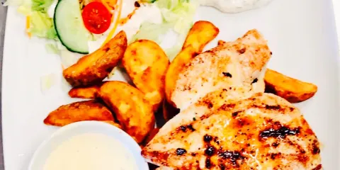 Mama mia pizza- og steakhouse