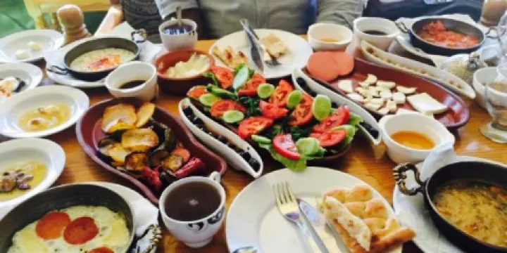 Artuklu Eski Konak Cafe & Kahvalti Salonu