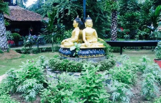 Kc's Restaurant and Bar