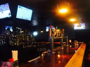 Taphouse bar and grill