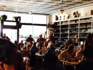 Prairie Winds Cafe
