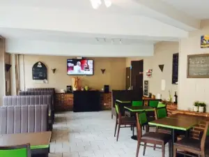 Cafe de la Liberation