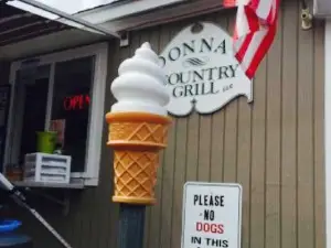 Donnas Country Grill