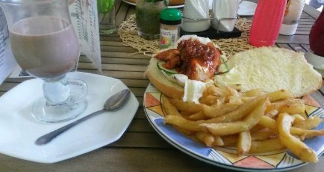 Mashies Coffee Shop and Restraunt
