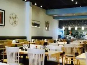 RICE Bistro & Sushi
